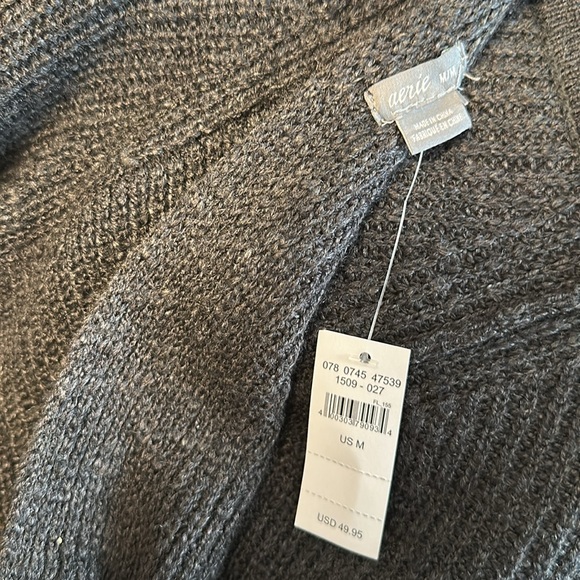 NWT Aerie Gray Twist Sweater *M* - Picture 3 of 3